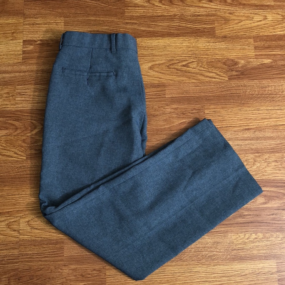 Levi’s action slacks